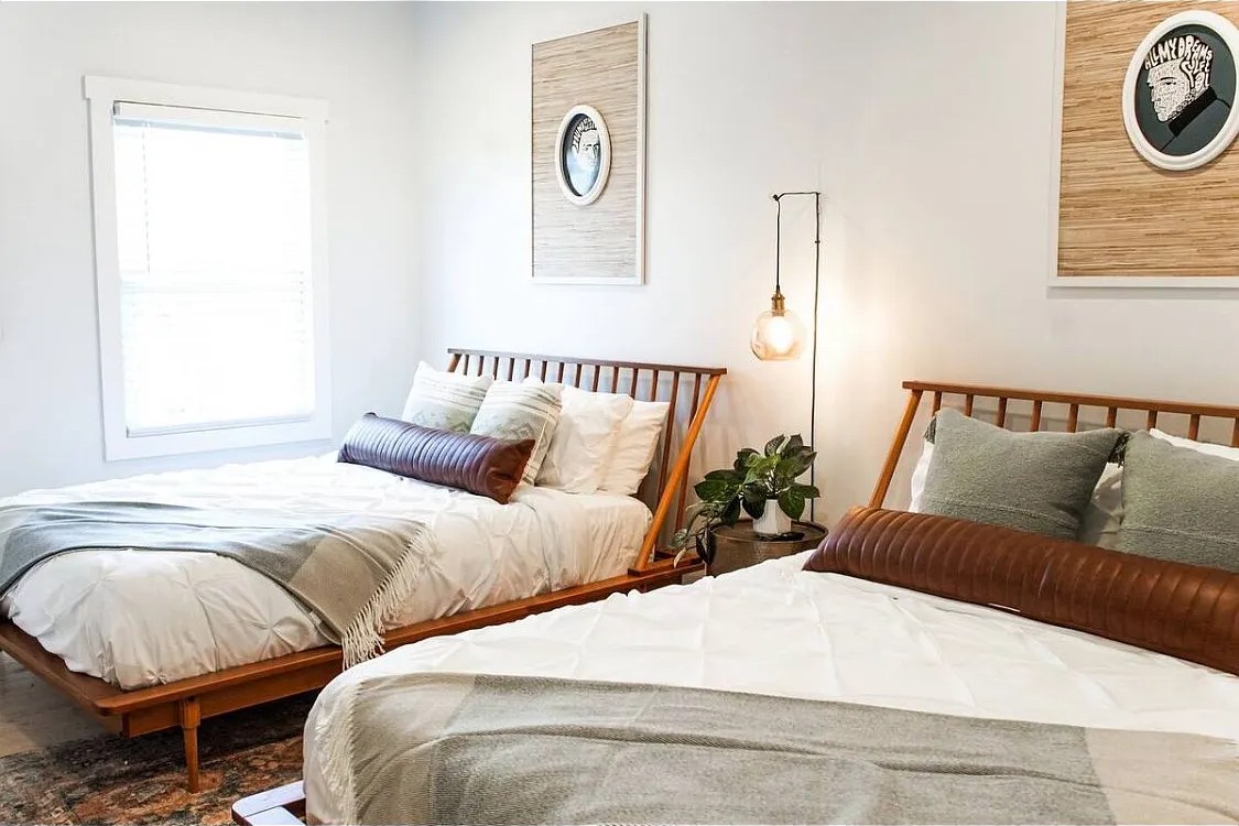 Mid-century bedroom